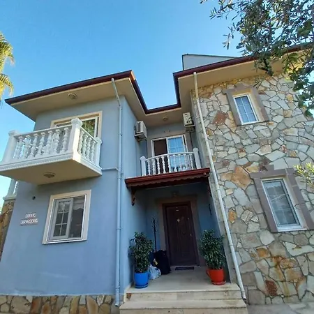 Villa Victoria